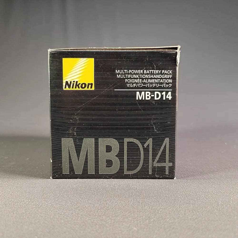 Nikon MB-D14 Battery New In Box. I Nevrr Used It.it Was A Backup Unit For Me.